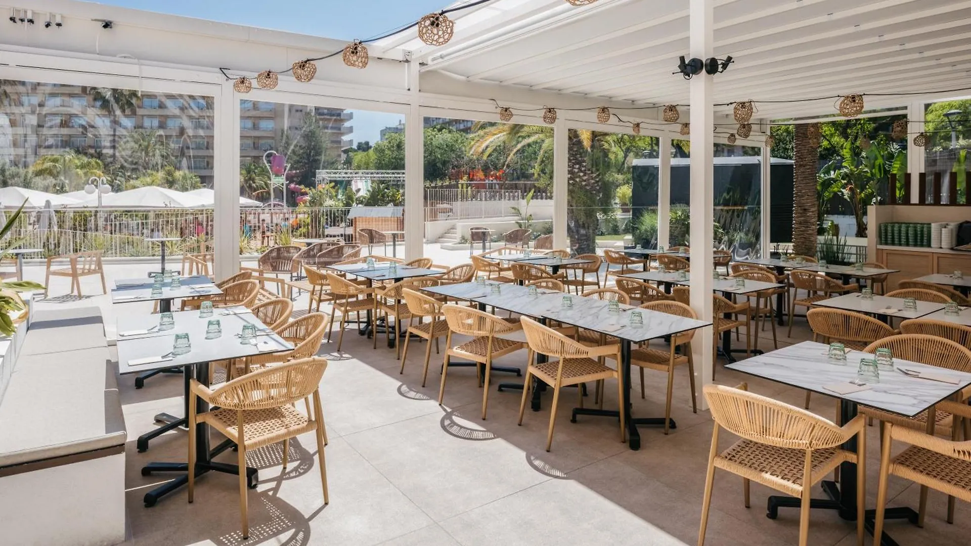 Hotel Jaime I Салоу