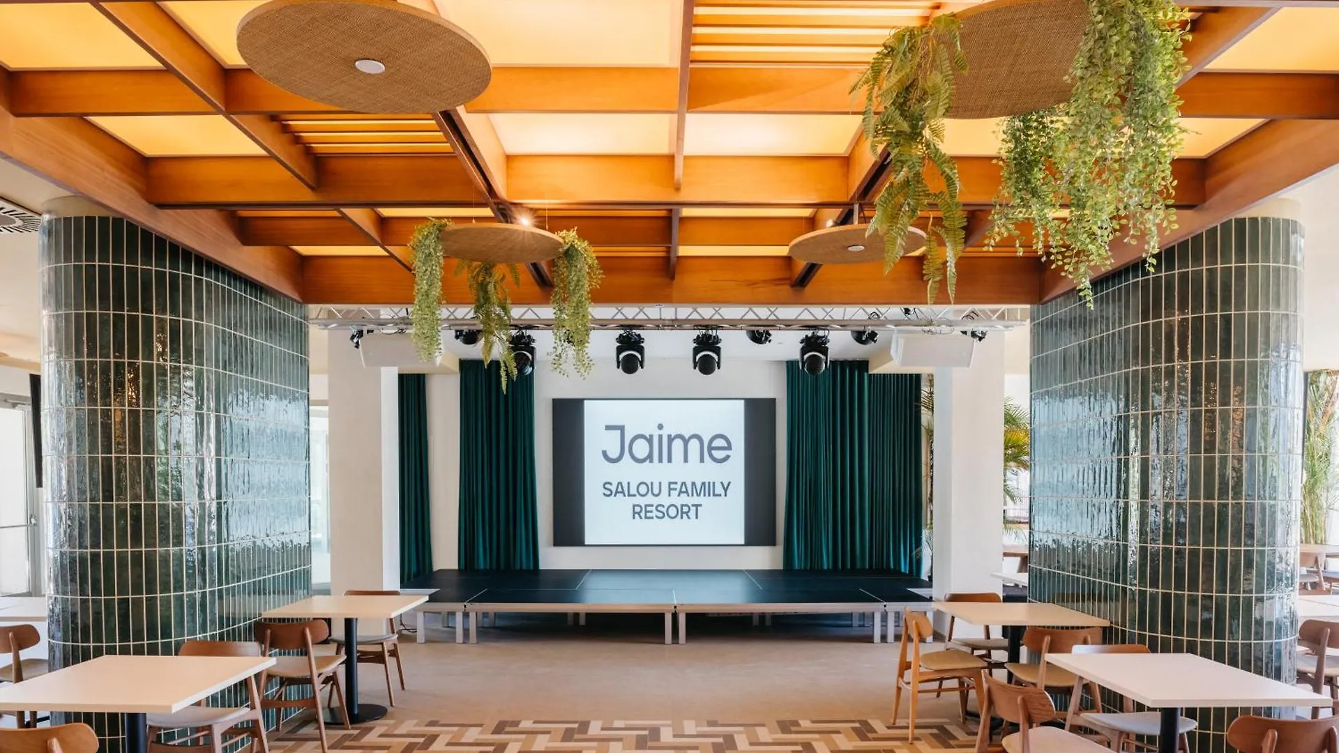 Hotel Jaime I Салоу